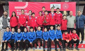 Erzincanlı Badmintonculardan Türkiye Şampiyonası’nda Büyük Başarı