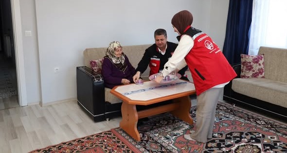 “Kahve Bahane” Ziyaretleri Devam Ediyor