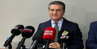 SARIGÜL: “Erzincan Bilinçli Olarak Geri Bırakılıyor”