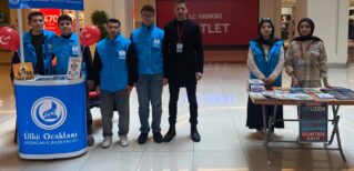 Ülkü Ocakları Erzincan’dan Park AVM’de Çocuklara ve Gençlere Yönelik Etkinlik