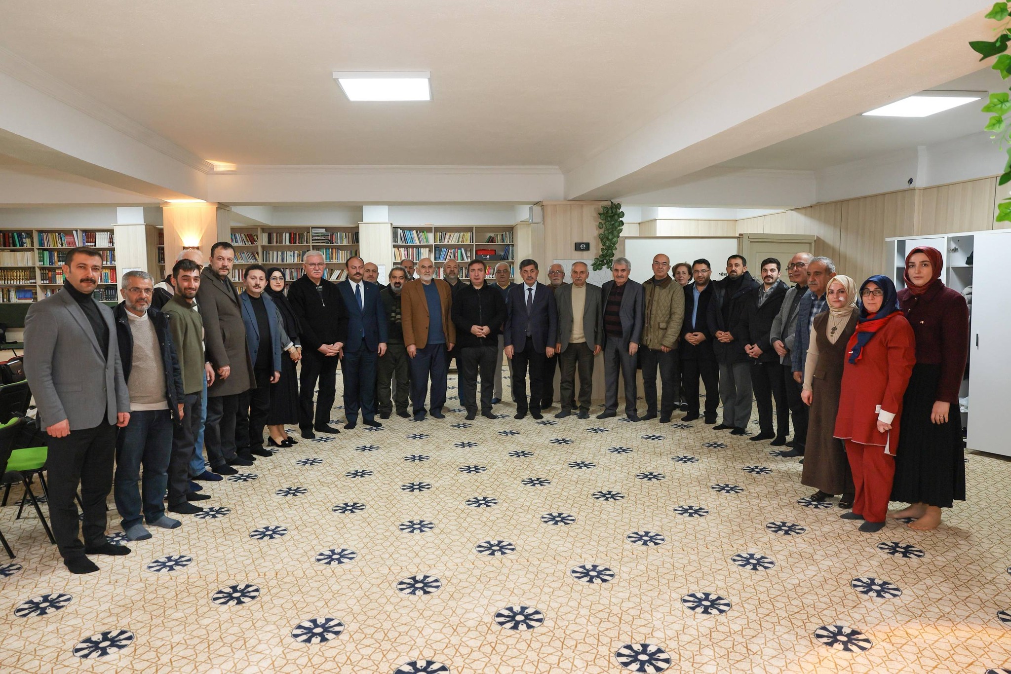 Vali AYDOĞDU: Erzincan, Kitap ve Kütüphane Kullanımında Türkiye Birincisi