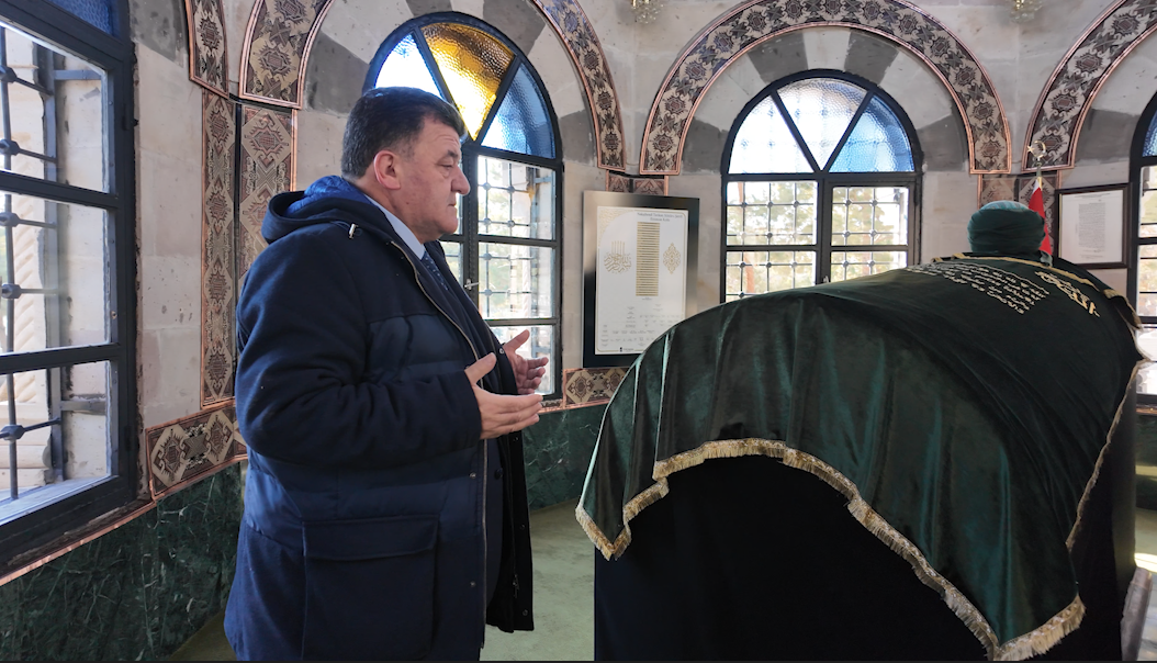 Başkan GÜNEŞ’ten Terzi Baba’da Vefa ve Birlik Mesajı: “Bu Bayrak En Yüksek Burçlara Dikilecek”