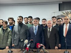 AK Parti Erzincan’da Güç Gösterisi: 25 Yeni Üyeye Rozet, Üye Sayısında Tarihi Artış Vurgusu