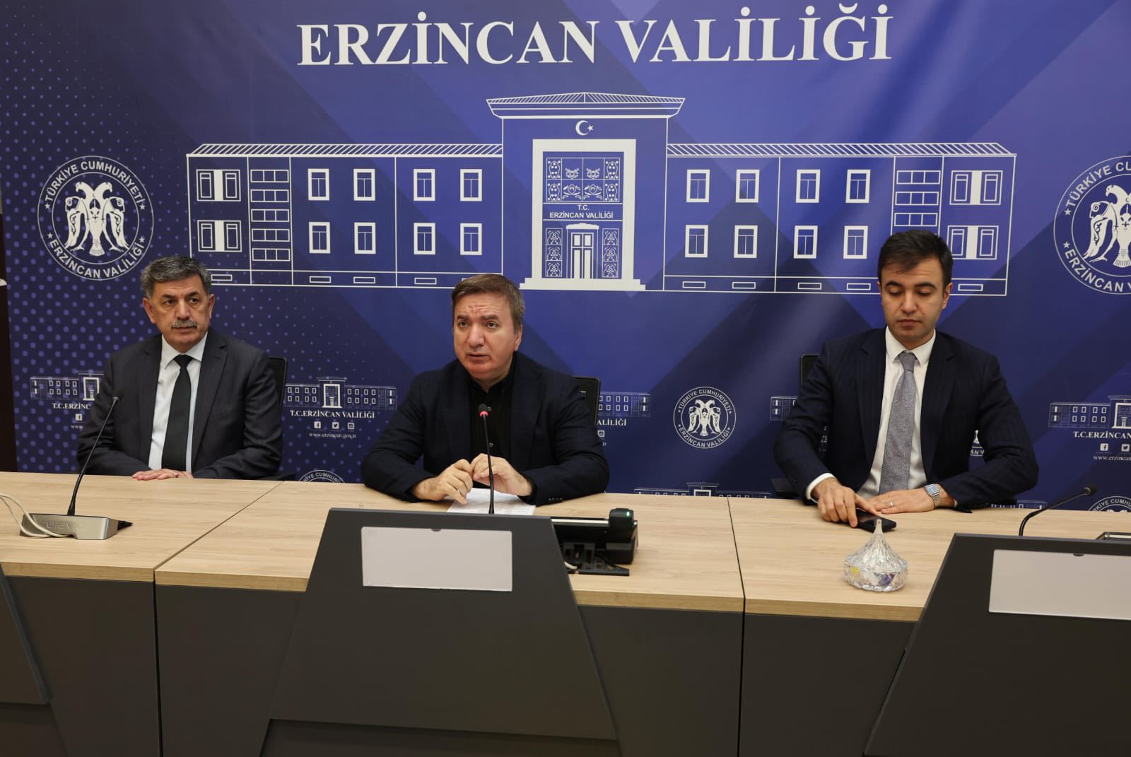 Erzincan’da Kar Alarmı: 414 Personel ve 185 Araçla 7/24 Mücadele