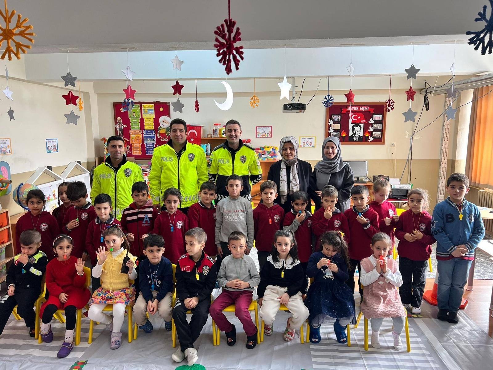 Erzincan’da Miniklere Trafik Bilinci Aşılandı