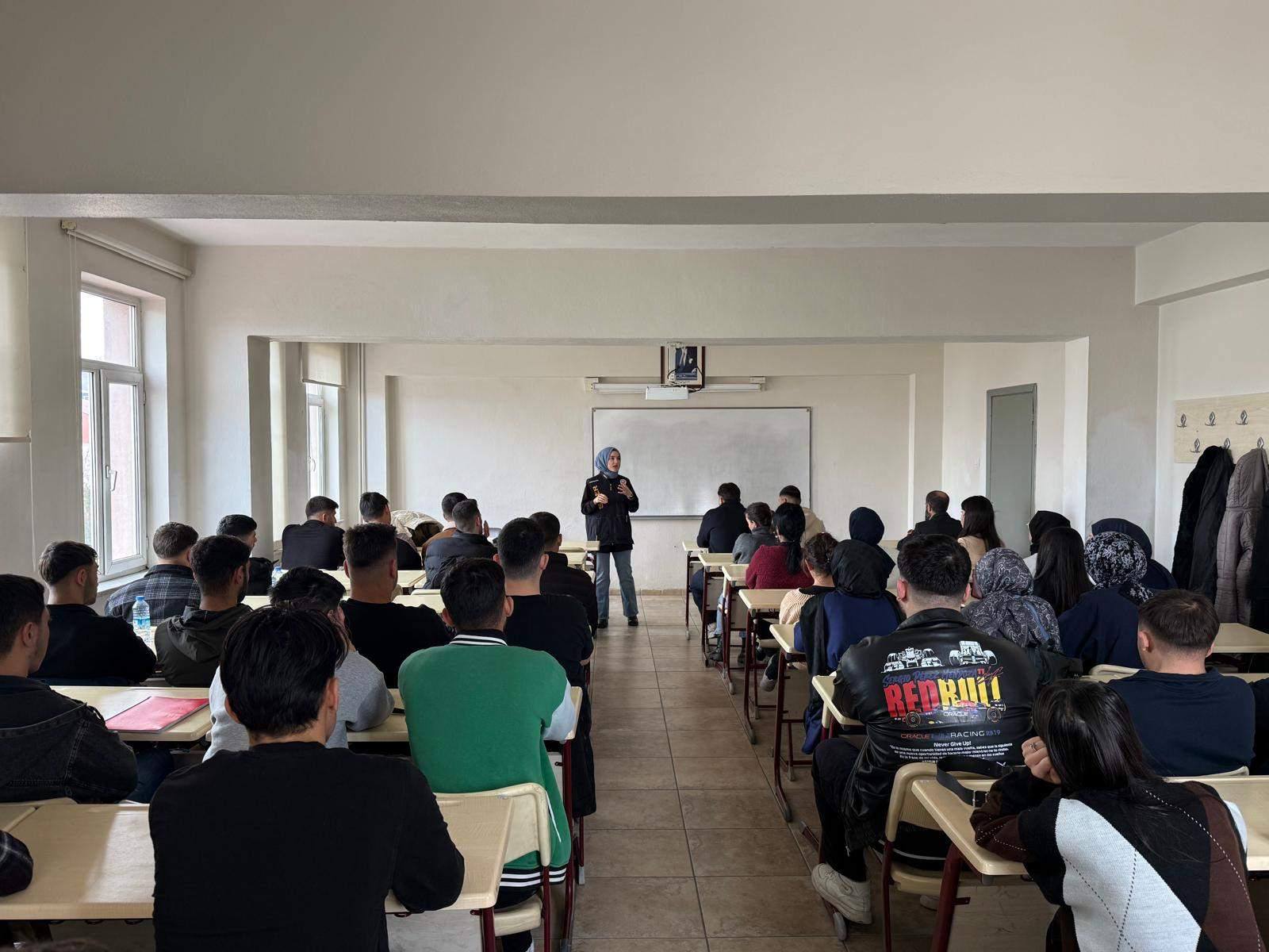 Erzincan’da “SİBERAY” Seferberliği: Gençlere Dijital Kalkan