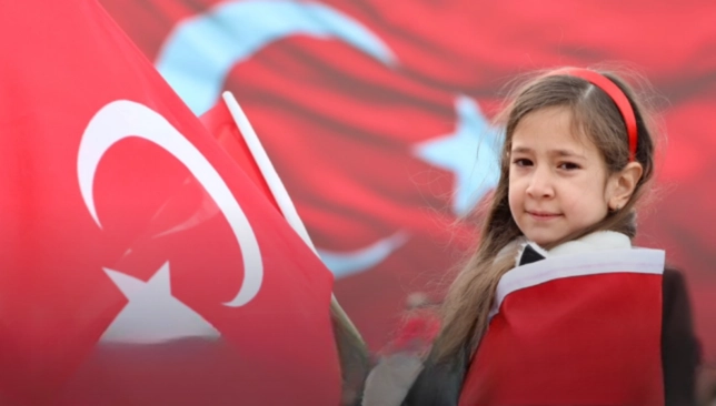 Erzincan’da “İstiklal Bayrakla, İstikbal Maarifle” Programı Coşkuyla Gerçekleştirildi