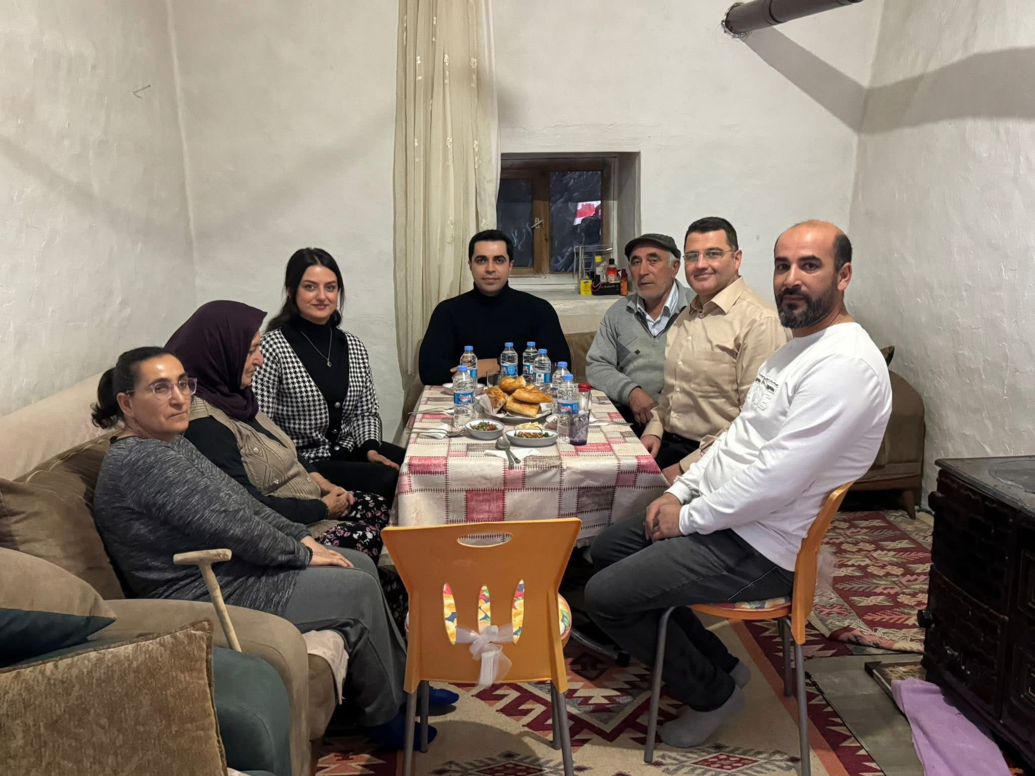 Kemah’ta Birlik Sofrası: Kaymakam TUTAY’dan Anlamlı İftar Ziyareti