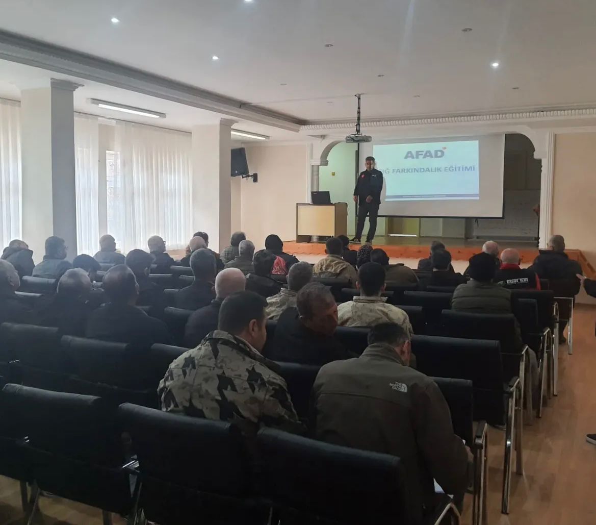 Kemaliye’de Çığ Farkındalık Eğitimi Düzenlendi