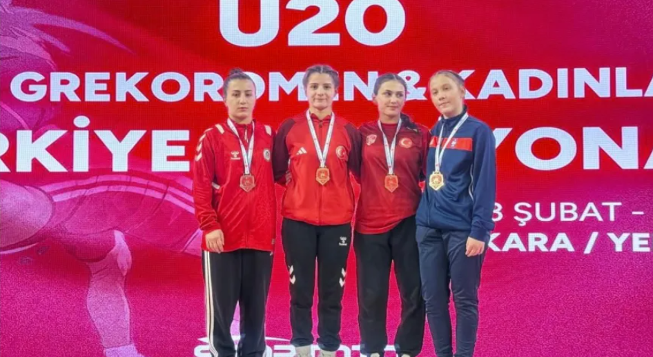 Mindere Erzincan Damgası: U20 Türkiye Şampiyonası’nda Çifte Madalya Gururu