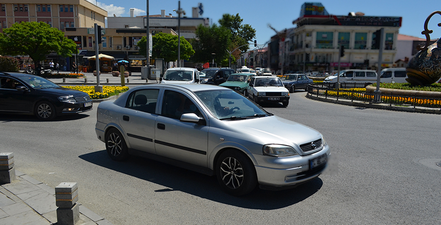 Türkiye İstatistik Kurumu Verileri Açıklandı: Türkiye’de Araç Satışı Düştü, Erzincan’da Artış Sürüyor