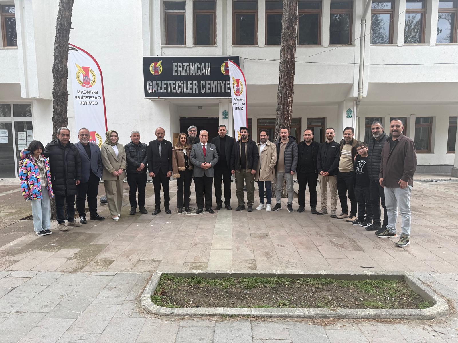 Erzincan Gazeteciler Cemiyeti’nde Bayramlaşma Programı Düzenlendi