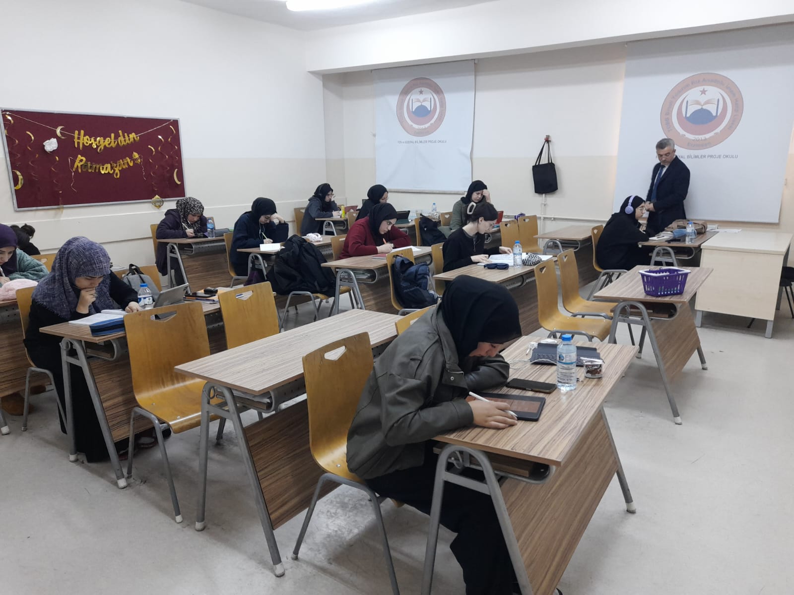 İmam Hatip’te YKS Mesaisi: Akşam Etütleri Başladı