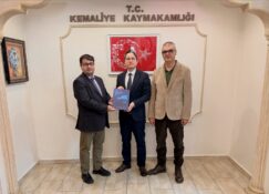 KUDAKA Yetkilileri Kemaliye Kaymakamı ARIKAN’ı Ziyaret Etti