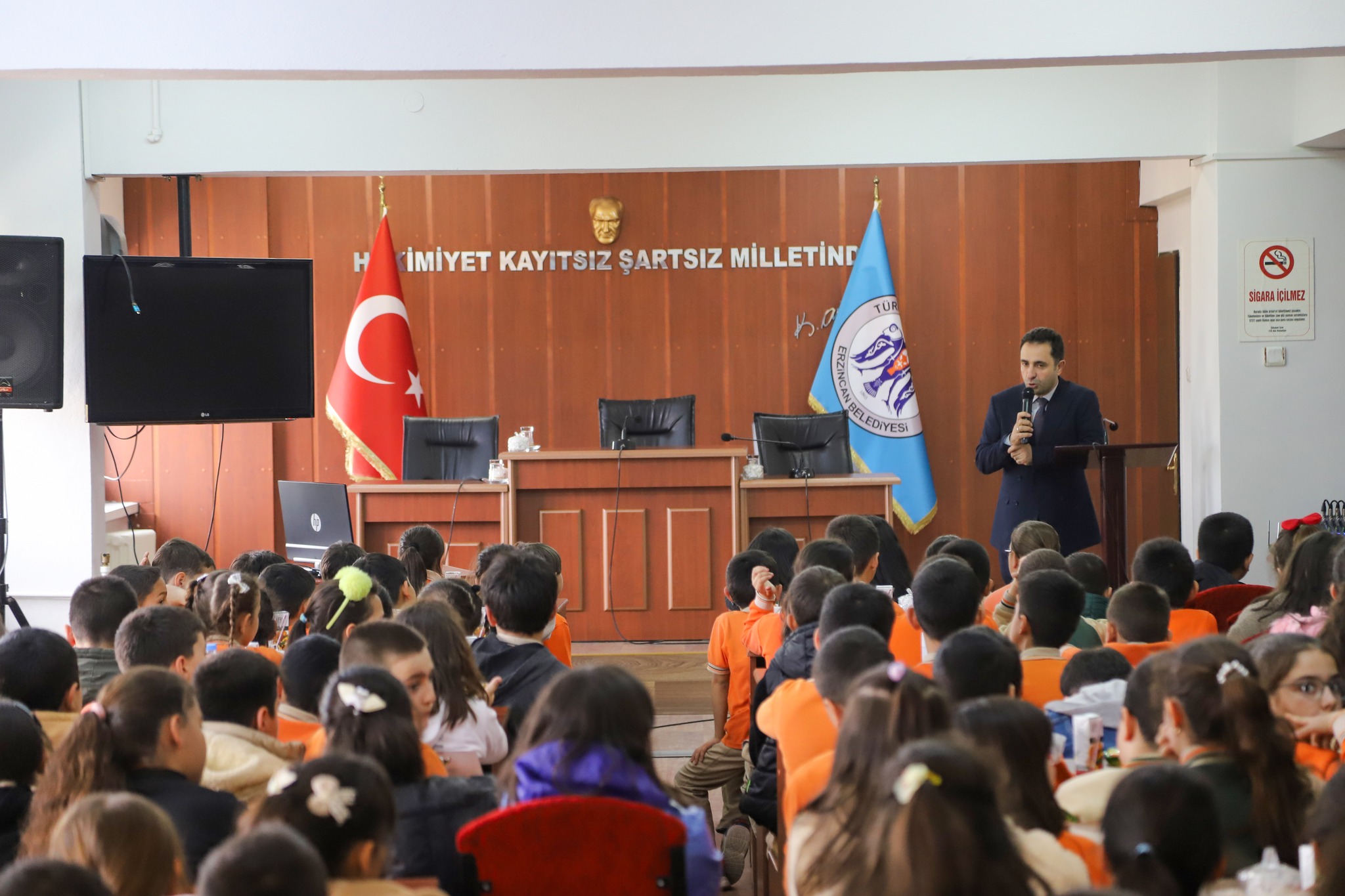 Bahçelievler İlkokulu Öğrencilerinden Belediyeye Anlamlı Ziyaret