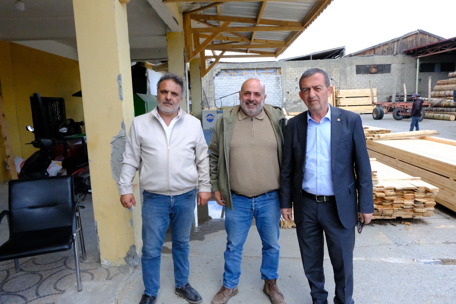 Başkan TANOĞLU Keresteciler Sitesi Esnafını Dinledi