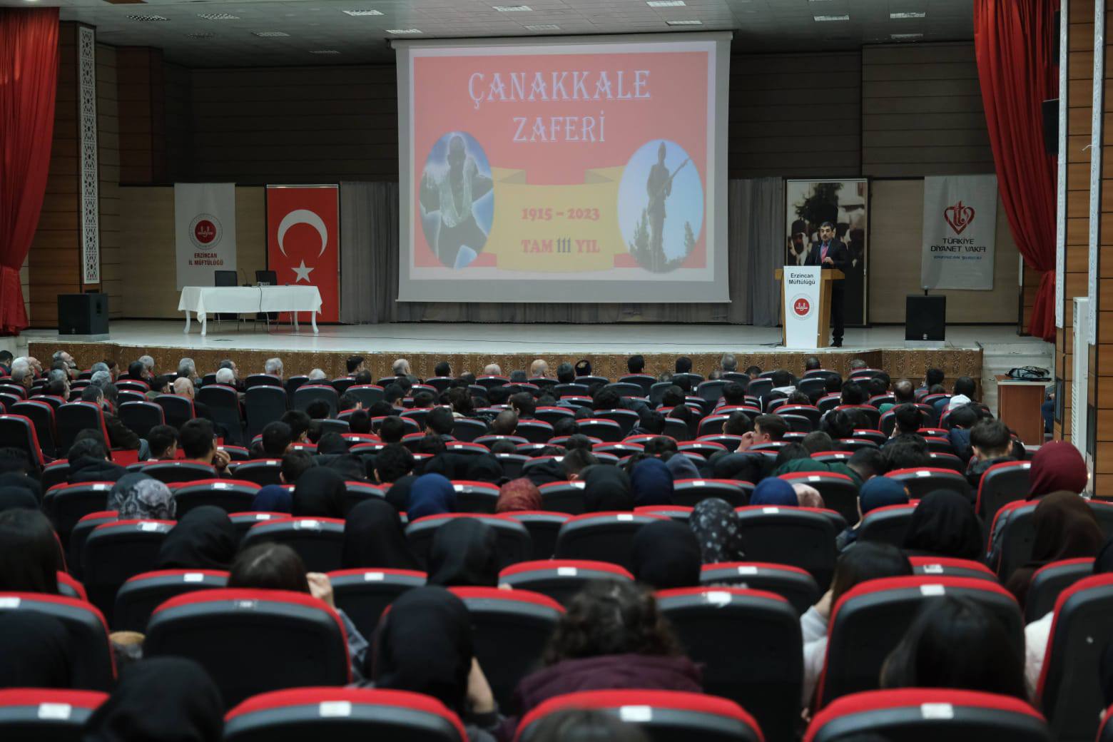 Erzincan’da “Akif’in Diliyle Çanakkale” Konulu Konferans Düzenlendi
