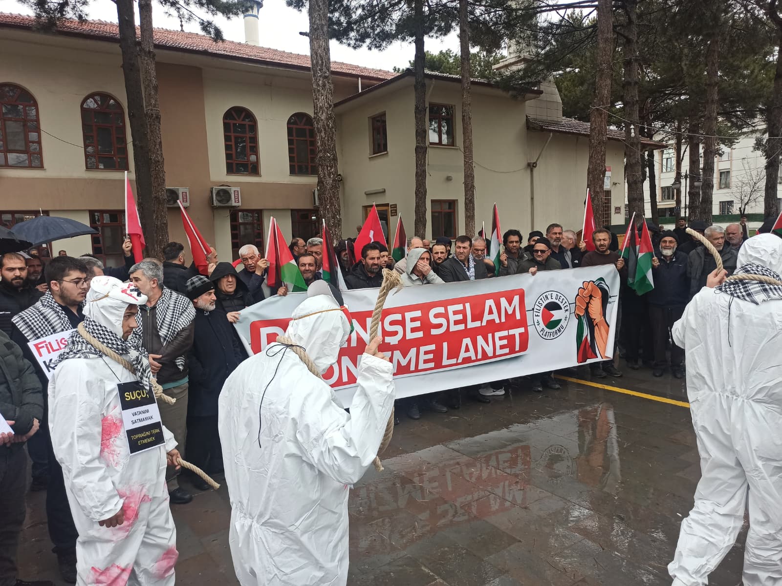 Filistin’e Güçlü Destek: “Zulme Karşı Sessiz Kalmayacağız”