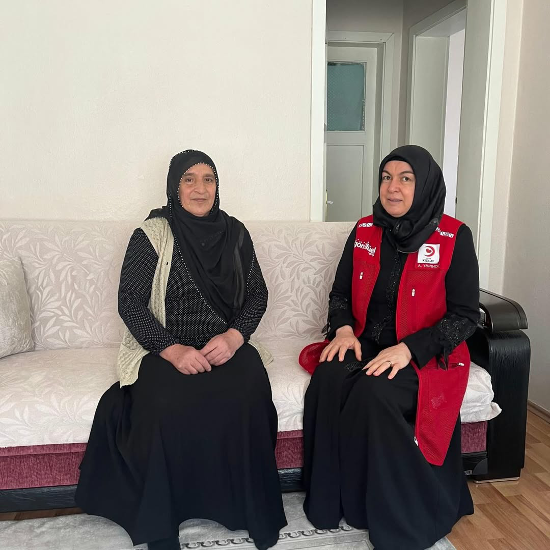 Kızılay Kadın Erzincan’dan Şehit Ailelerine Vefa Ziyareti