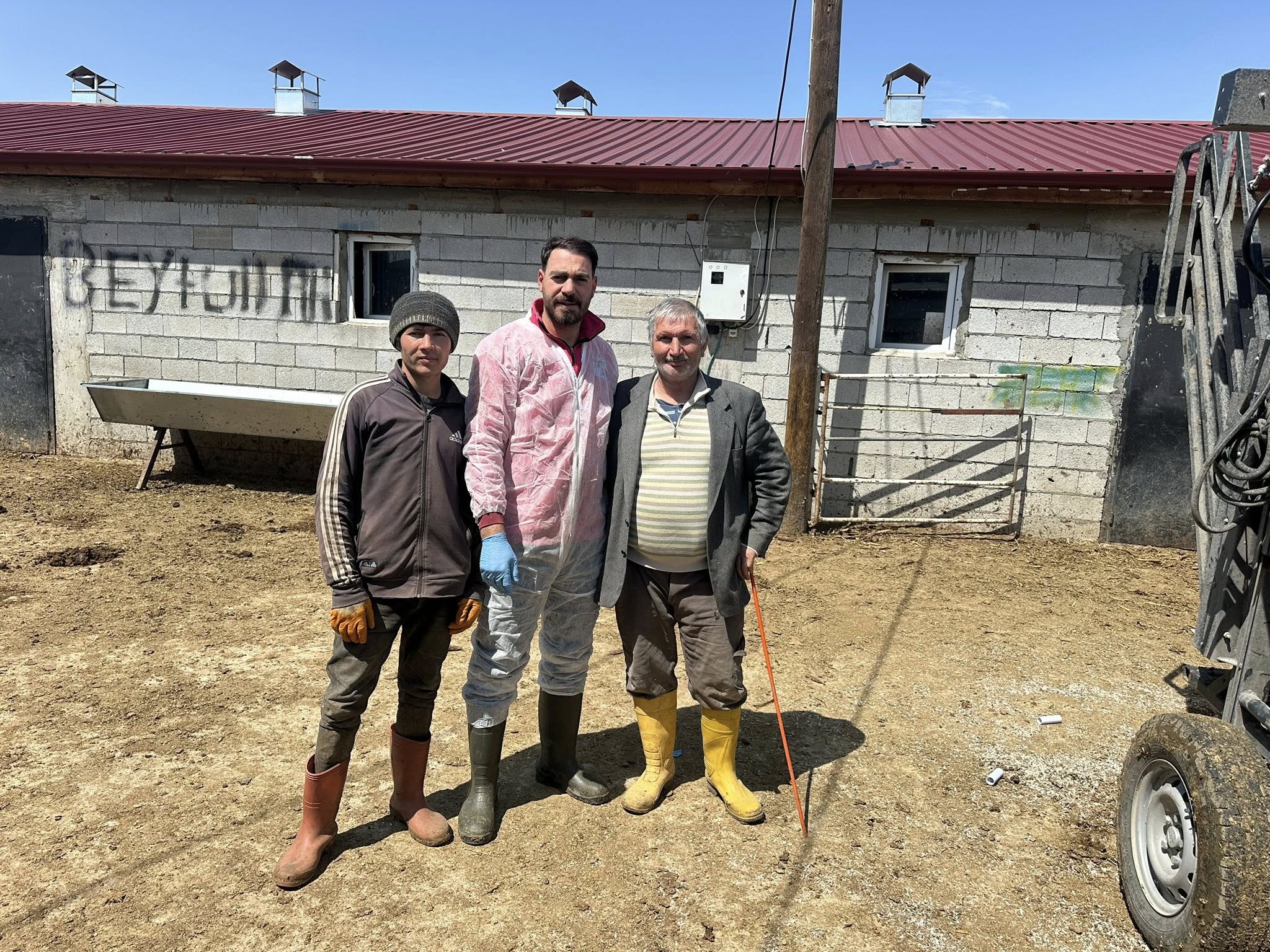 Köy Köy Gezip Hizmet Verdiler: Erzincan’da Hayvancılığa Destek