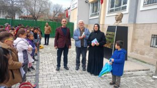 Mehmet Akif Ersoy İlkokulu’nda “Veliler Kitap Okuyor” Projesine Ödül Töreni