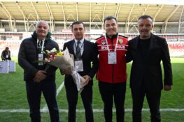 Polis Haftası’nda Anlamlı Organizasyon: Polis Çocukları Sahaya Çıktı