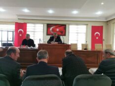 Üzümlü Belediye Meclisi Nisan Ayı Toplantısını Tamamladı