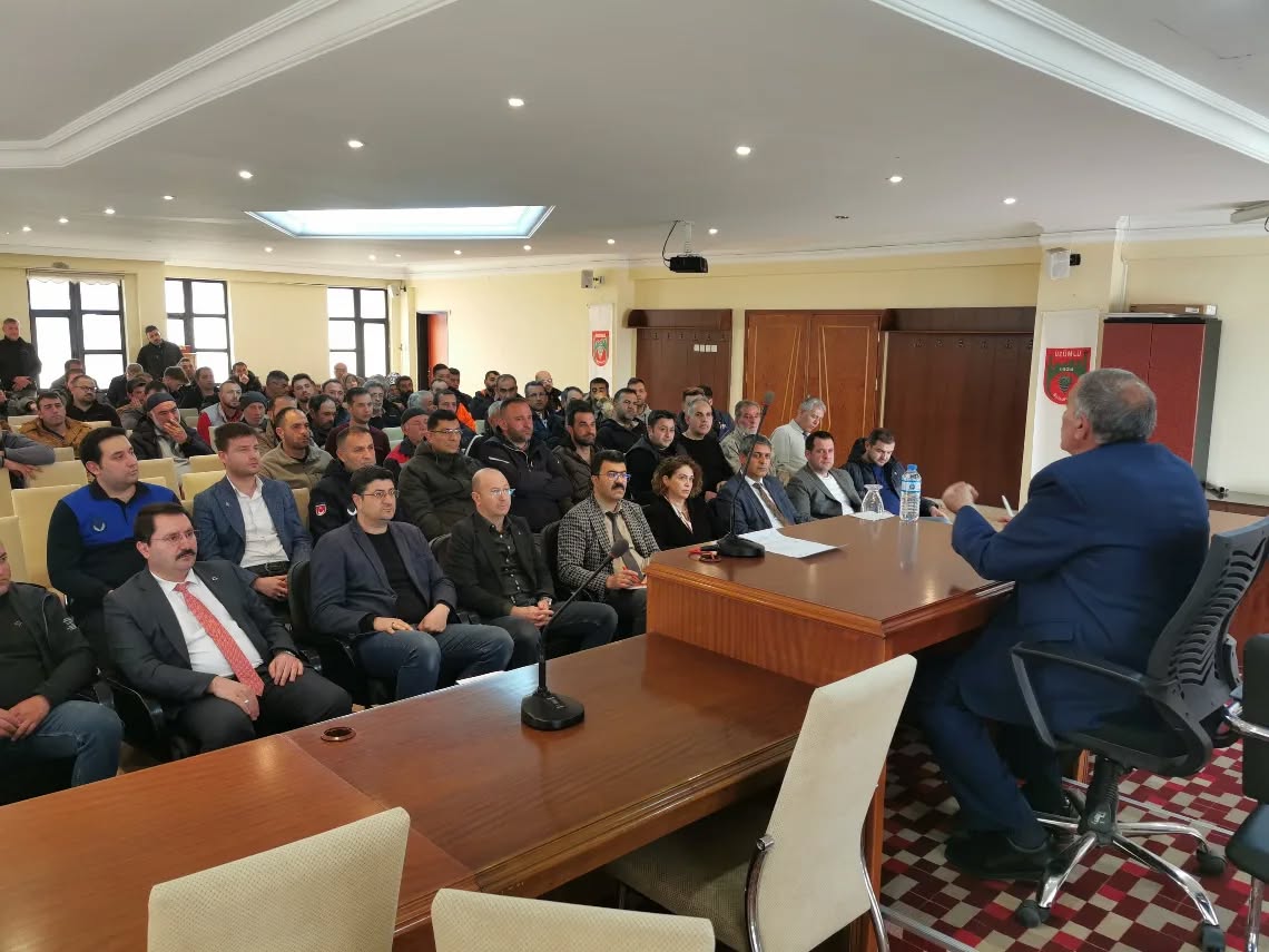 Üzümlü Belediyesi’nde İstişare Toplantısı Yapıldı