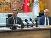 Erzincan’dan Türkiye’ye Örnek Model: Kürsü Gençlerin, Protokol Dinleyici Olacak
