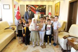 Minik Yüreklerden Afrika’ya Umut Olan Destek