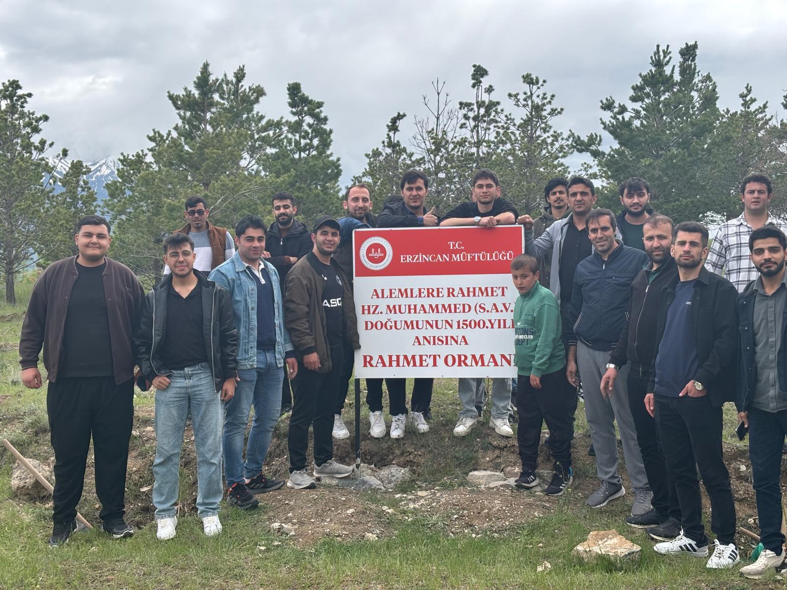 Rahmet Ormanı’nda Manevi Değerlerle Fidan Dikim Etkinliği