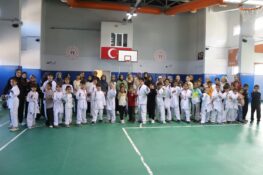 Üzümlü Gençlik Merkezi’nden Anneler Gününe Özel Anlamlı Etkinlik