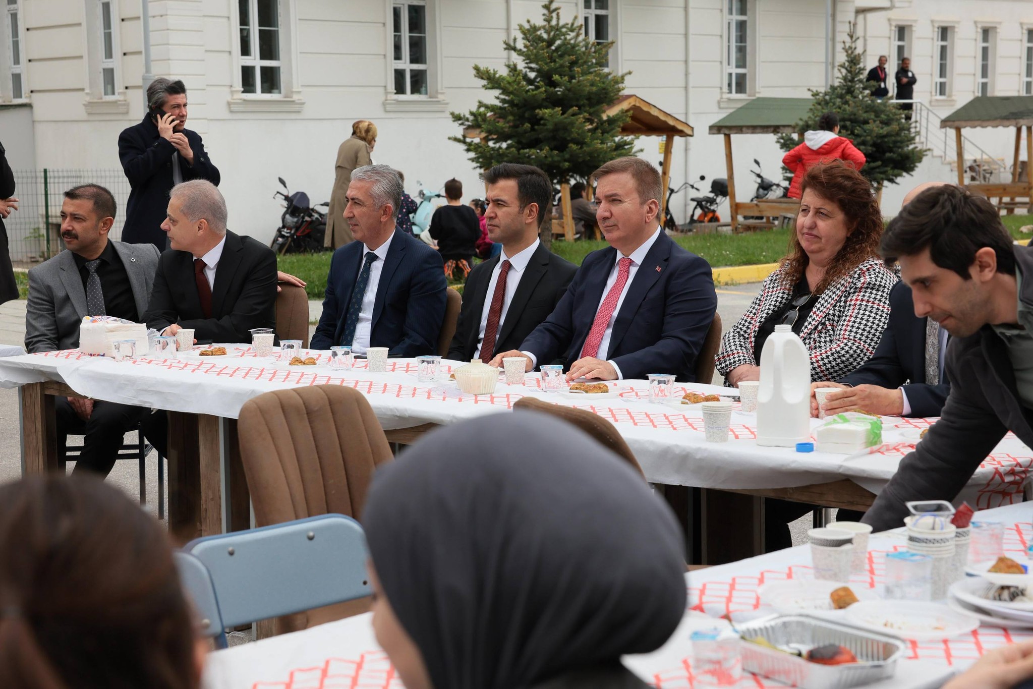 Vali Hamza AYDOĞDU Gençlerle Piknik Etkinliğinde Buluştu