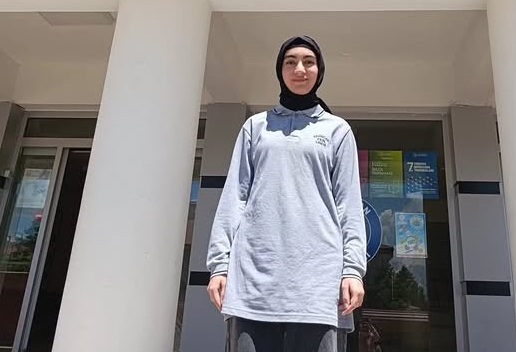 1500 Eser Arasından Zirveye Çıktı: Erzincanlı Öğrenci Türkiye Birincisi Oldu