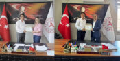 Başarılı Sağlık Personeline Başarı Belgeleri Takdim Edildi
