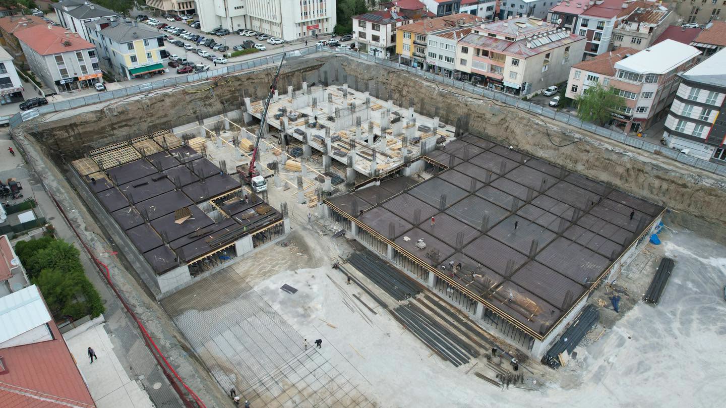 Erzincan Merkez Çarşısı’nda Çalışmalar Aralıksız Sürüyor