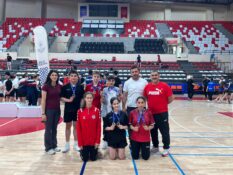 Erzincanlı Badmintonculardan Çanakkale’de Madalya Yağmuru