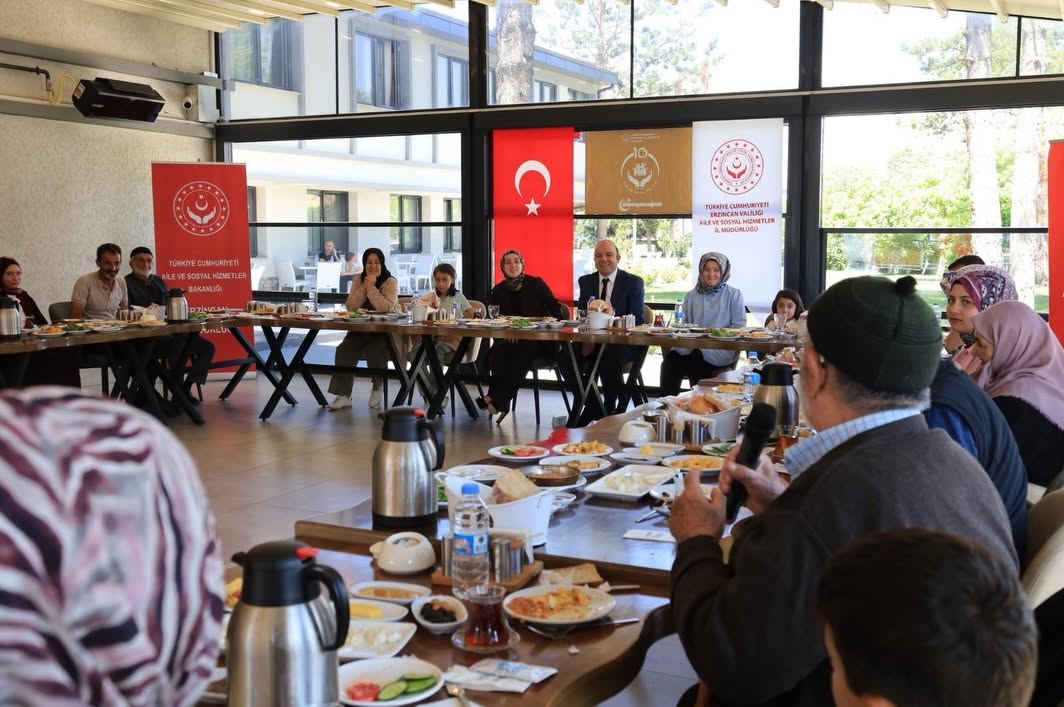 Milli Aile Haftası’nda “Üç Kuşak Bir Sofra” Buluşması