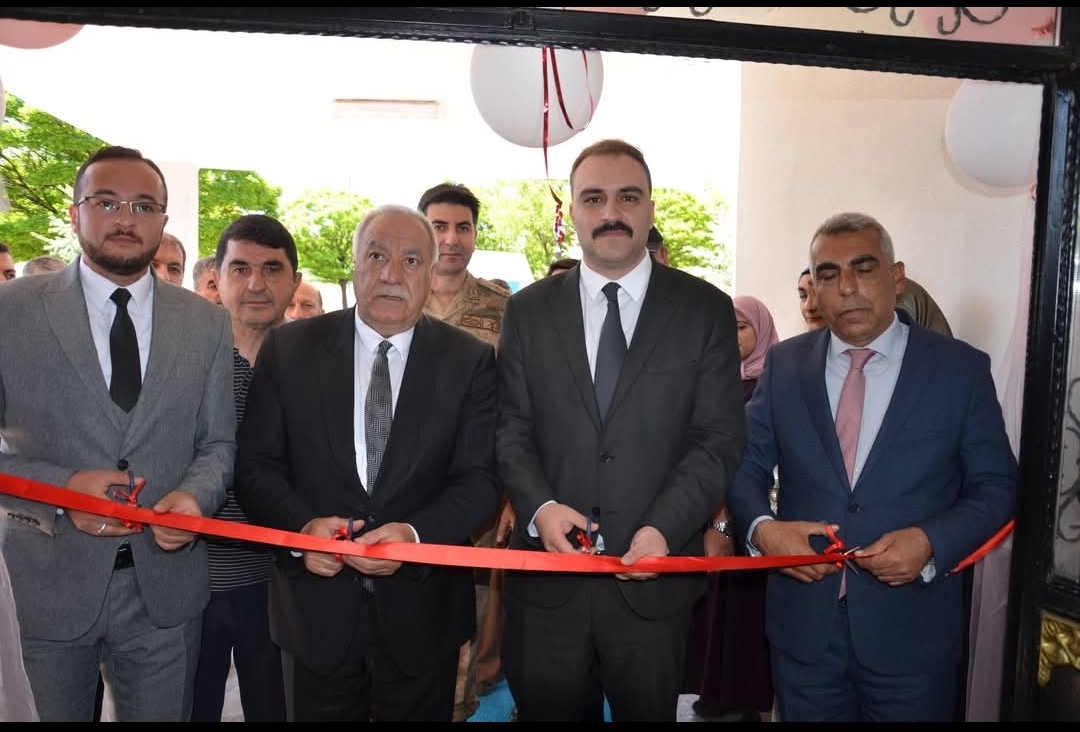 Tercan’da Hayat Boyu Öğrenme Coşkusu: Yıl Sonu Sergisi Büyük İlgi Gördü