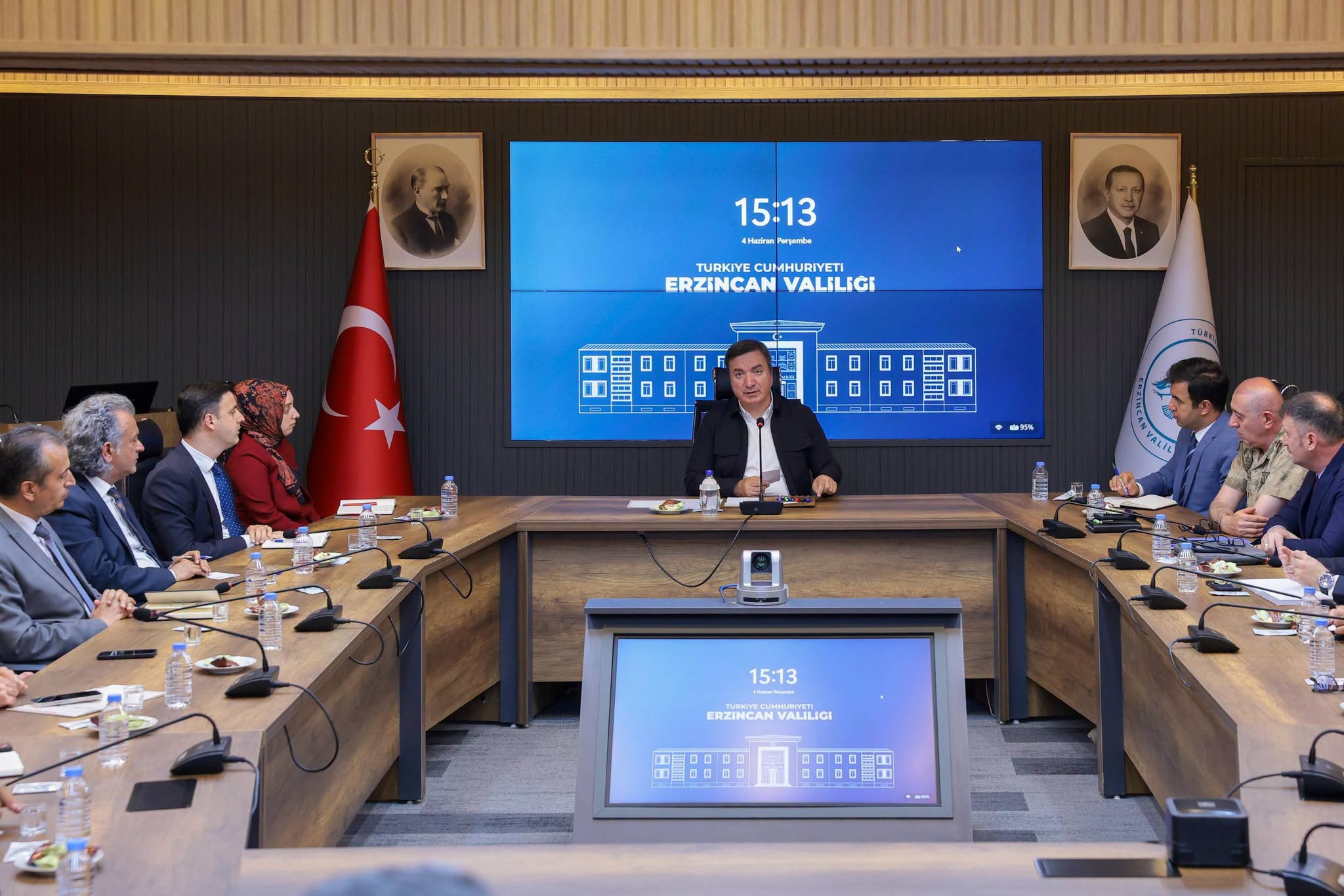Vali AYDOĞDU Başkanlığında 33. Birim Amirleri Toplantısı Yapıldı