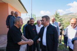 Vali AYDOĞDU Elmaköy’de Vatandaşlarla Buluştu: 400 Dönümlük Sera Alanı İçin Talimat Verildi
