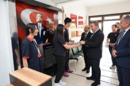 Vali AYDOĞDU’dan Ulalar Anadolu Lisesine Ziyaret