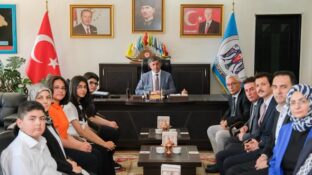 Başkan Aksun, LGS Türkiye Birincilerini Ağırladı