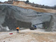 Erzincan Kemaliye-Dutluca Yolu’nda Çalışmalar Aralıksız Devam Ediyor
