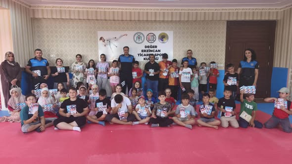 Erzincan Polisi’nden Değer Erzincan Spor Kulüplerine Bilgilendirme Eğitimi