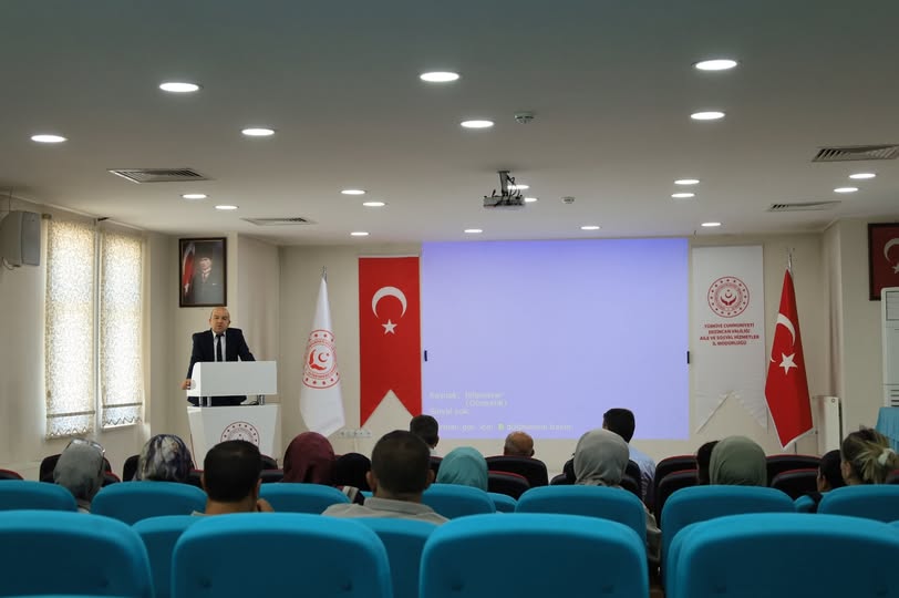 Erzincan’da Yeni Göreve Başlayan Bakım Personeline Menti-Mentör Eğitimi
