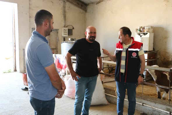 İl Müdürü Koçaker’den Süt Hayvancılığı İşletmesine Ziyaret