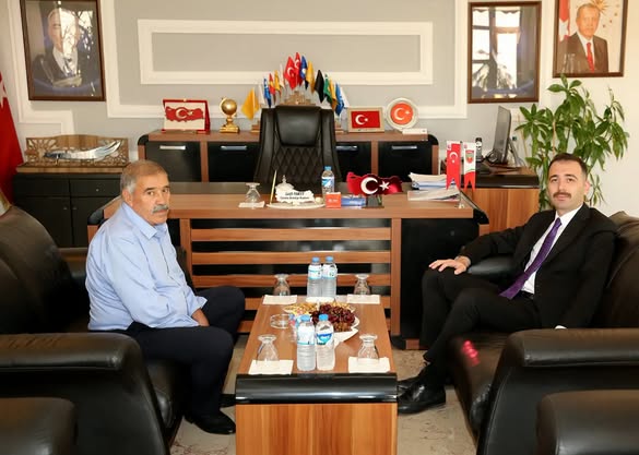 Kaymakam Hökelekli’den Üzümlü Belediyesine Ziyaret