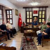 Kemaliye Belediye Başkanı Atmaca, Özden Gazetesi Heyetini Ağırladı