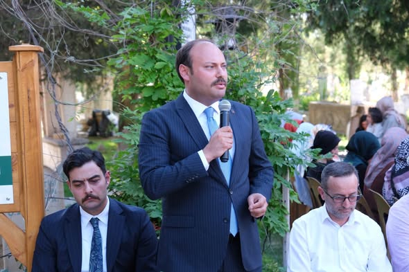 MHP, Eski Erzincan Milletvekili Mihrali Aksu’yu Kabri Başında Andı